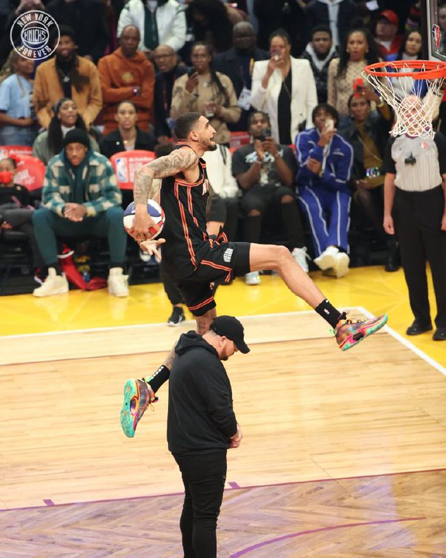 题勇
