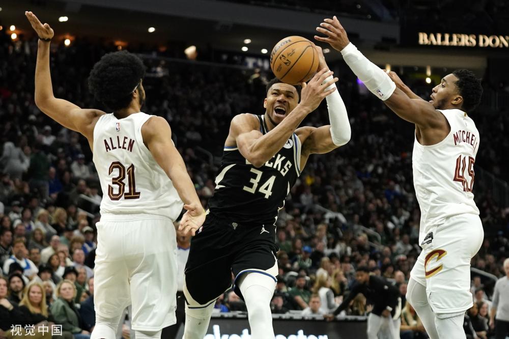 疑为教练提 疑为教练提