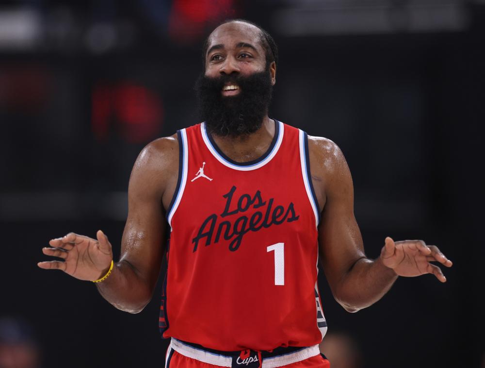 防线面临着 防线面临着