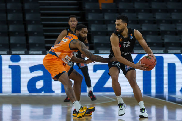 [法甲]拉博德点射破门 尼斯客场战平图卢兹.