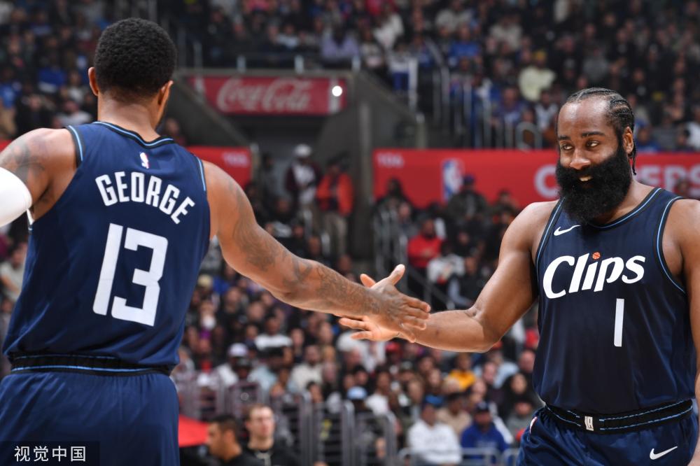 埃斯特旺:队里每个人都在帮我;将尽最大努力让球迷们开心