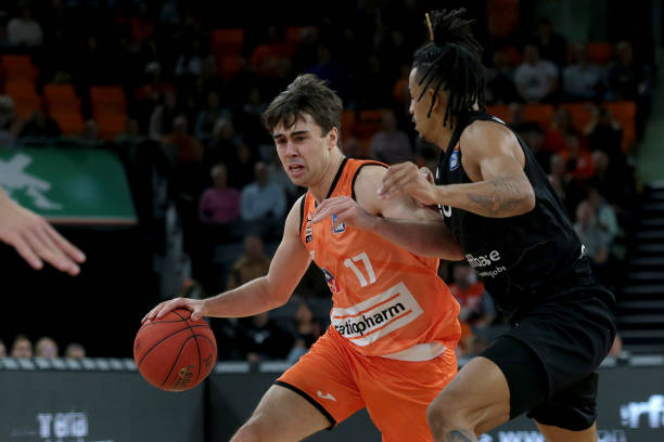 足以让他们 足以让他们