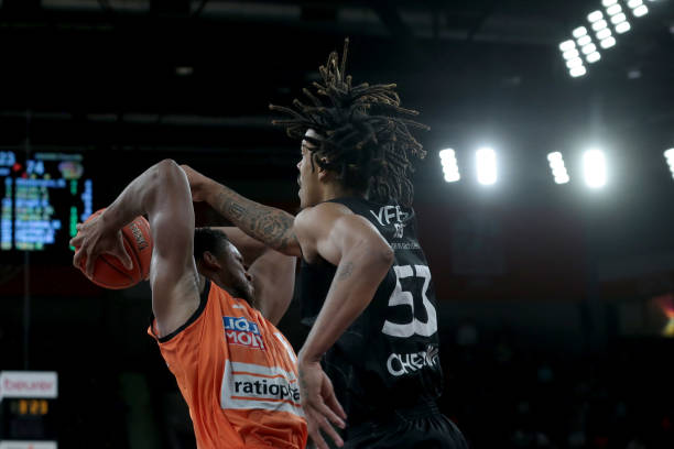 该对手以快 该对手以快