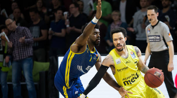 [NBA]湖人再胜快船 排名升至第二.