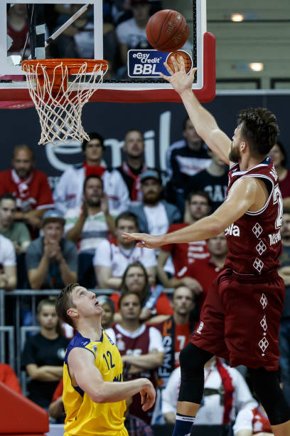 镜头甚至捕 镜头甚至捕