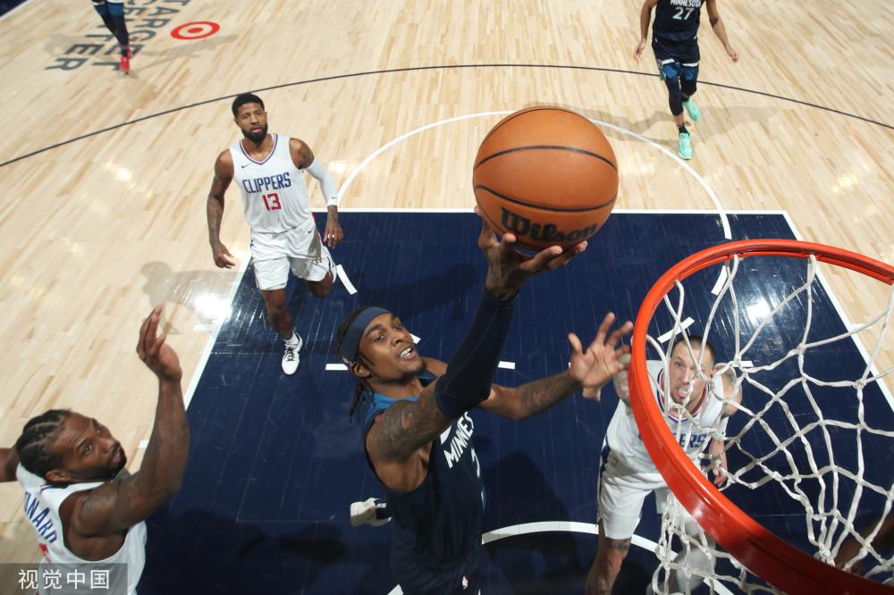 杰萨亚在采 杰萨亚在采